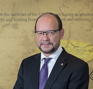 سايمون كومبس